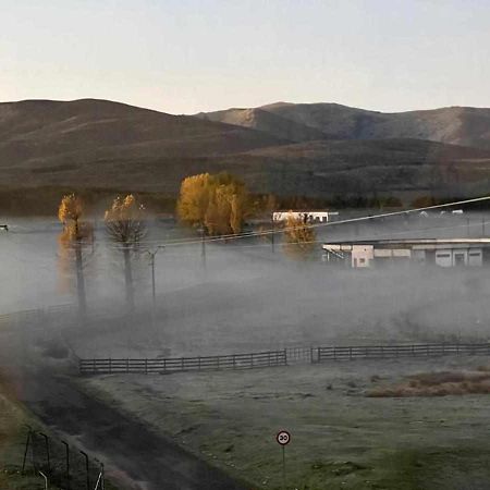 La Nava De Gredos Acogedor Piso Con Vistas Apartment Navarredonda de Gredos Luaran gambar