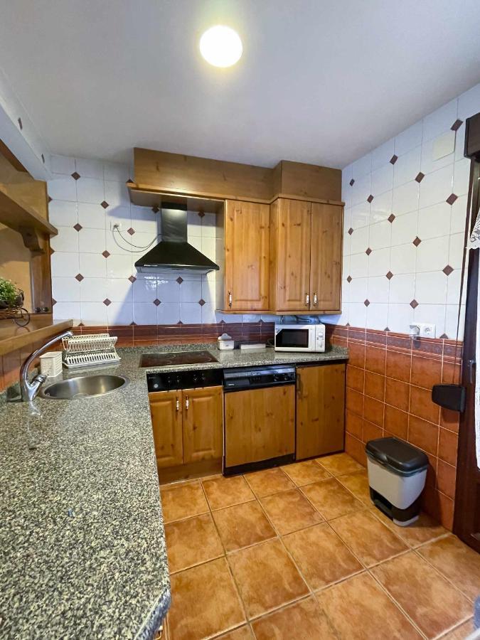 La Nava De Gredos Acogedor Piso Con Vistas Apartment Navarredonda de Gredos Luaran gambar